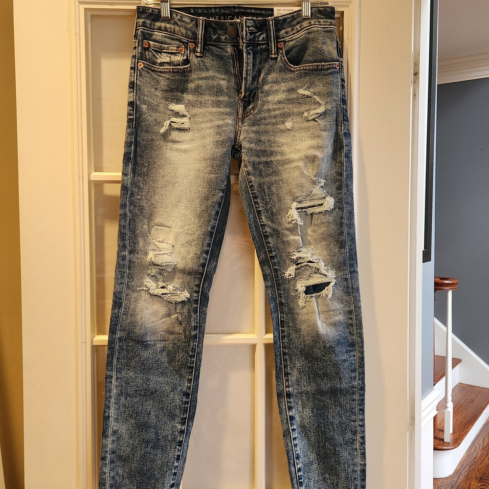 American Eagle Outfitters Blue Skinny Jeans Distressed Style